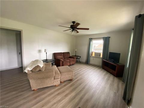 3219 Latimer Ave, Ashtabula, OH 44004 photo 10