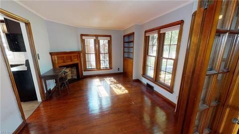 45 E 212th St, Euclid, OH 44123 photo 8