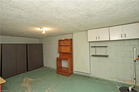 484 E 222nd St, Euclid, OH 44123 photo 28