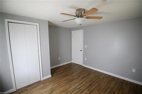 361 Wesley Ave, Elyria, OH 44035 photo 8
