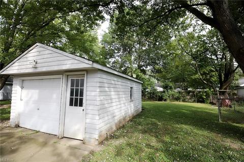 361 Wesley Ave, Elyria, OH 44035 photo 15