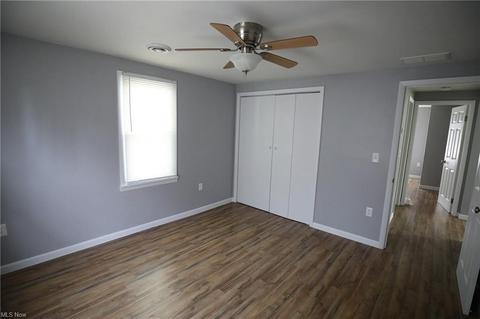 361 Wesley Ave, Elyria, OH 44035 photo 5