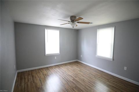 361 Wesley Ave, Elyria, OH 44035 photo 6