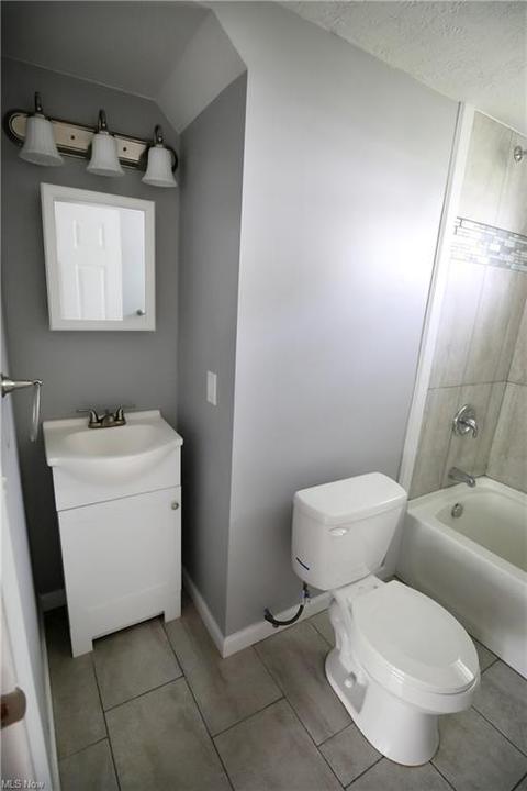 361 Wesley Ave, Elyria, OH 44035 photo 14
