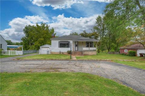 1941 N Ridge Rd E, Lorain, OH 44055 photo 1