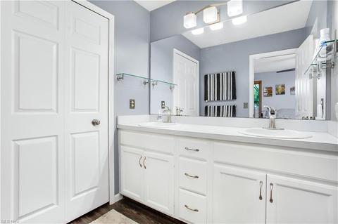 596 Bayberry Dr, Elyria, OH 44035 photo 22