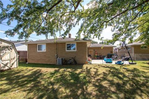11230 Gross Dr, Parma, OH 44130 photo 28
