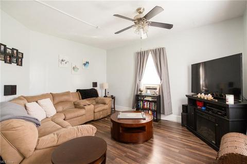 1857 E 29th St, Lorain, OH 44055 photo 8