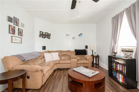 1857 E 29th St, Lorain, OH 44055 photo 9