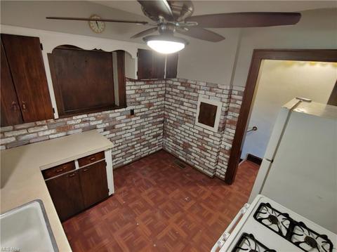 314 High St, Elyria, OH 44035 photo 8