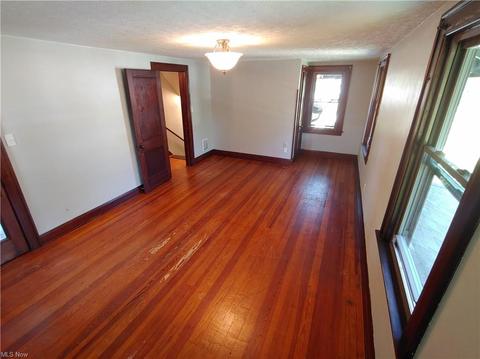314 High St, Elyria, OH 44035 photo 10