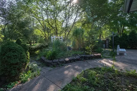 32165 Bainbridge Rd, Solon, OH 44139 photo 33