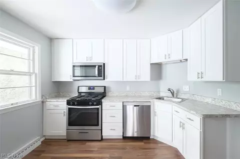 32165 Bainbridge Rd, Solon, OH 44139 photo 7