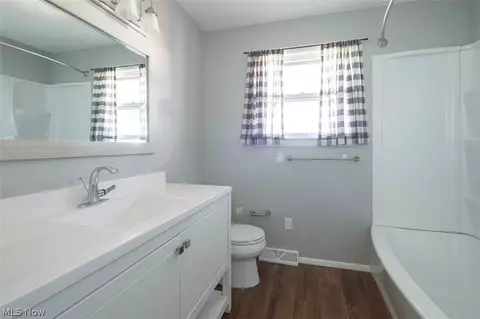 32165 Bainbridge Rd, Solon, OH 44139 photo 10