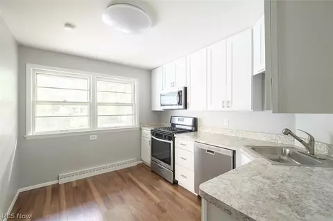 32165 Bainbridge Rd, Solon, OH 44139 photo 8