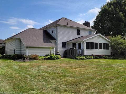 3287 Malory Cir NW, Canton, OH 44708 photo 2