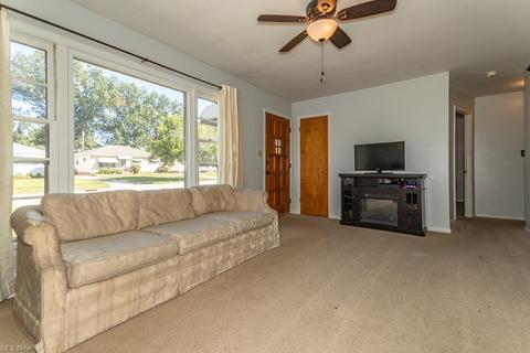 1790 Rush Rd, Wickliffe, OH 44092 photo 7