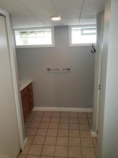 91 E 206th St, Euclid, OH 44123 photo 8