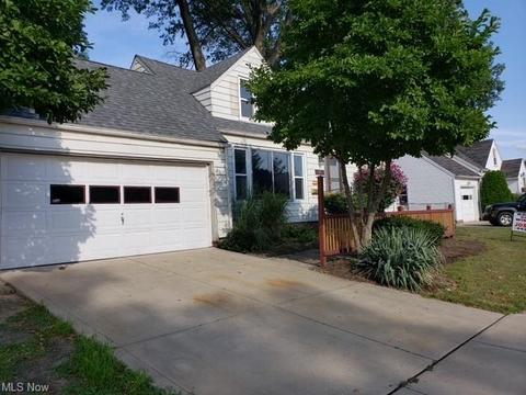 91 E 206th St, Euclid, OH 44123 photo 1