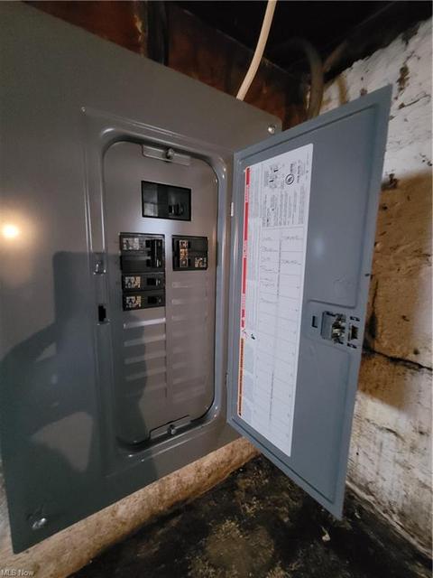616 Mill St, Conneaut, OH 44030 photo 21