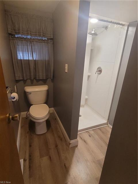 616 Mill St, Conneaut, OH 44030 photo 5