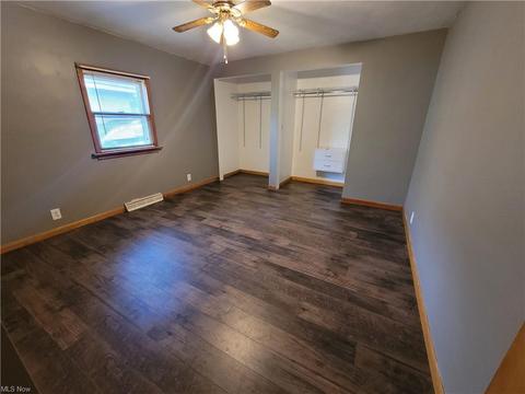 616 Mill St, Conneaut, OH 44030 photo 9