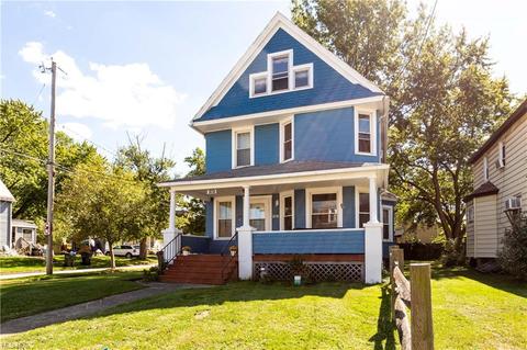 161 Clark St, Elyria, OH 44035 photo 2