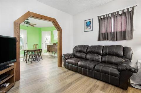 161 Clark St, Elyria, OH 44035 photo 16