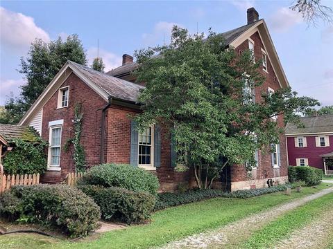 171 E 3rd St, Zoar, OH 44697 photo 3