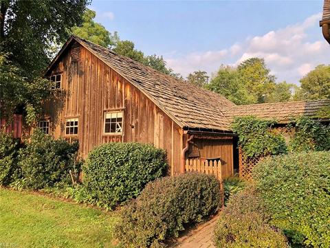 171 E 3rd St, Zoar, OH 44697 photo 2