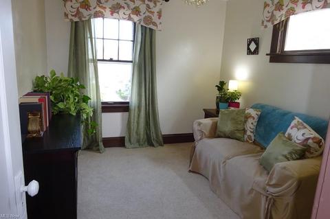 7007 Hampstead Ave, Parma, OH 44129 photo 17