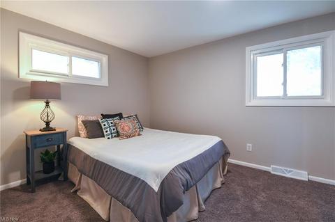30205 Ridgeview Dr, Wickliffe, OH 44092 photo 17