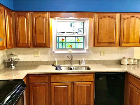 10101 Running Brook Dr, Parma, OH 44130 photo 6