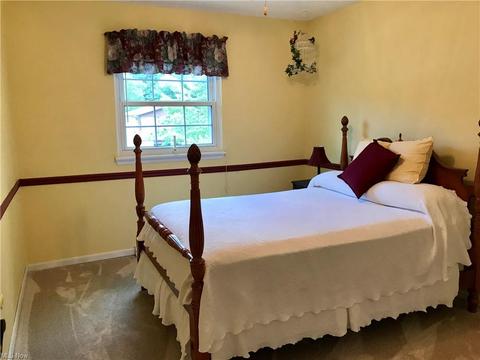 10101 Running Brook Dr, Parma, OH 44130 photo 18