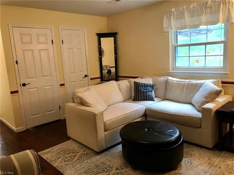10101 Running Brook Dr, Parma, OH 44130 photo 12