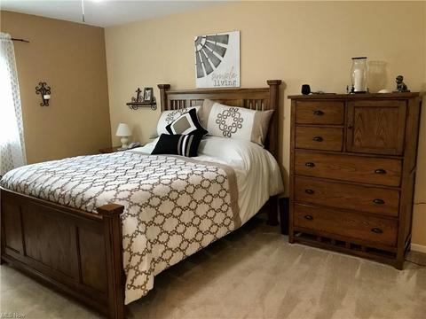 10101 Running Brook Dr, Parma, OH 44130 photo 15
