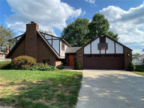 104 Angel Dr, Dover, OH 44622 photo 1