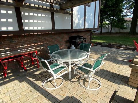 104 Angel Dr, Dover, OH 44622 photo 11