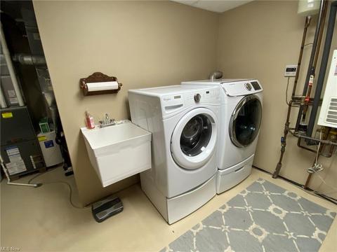 104 Angel Dr, Dover, OH 44622 photo 32