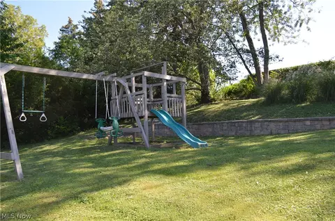 30301 Rickey Ln, Wickliffe, OH 44092 photo 14