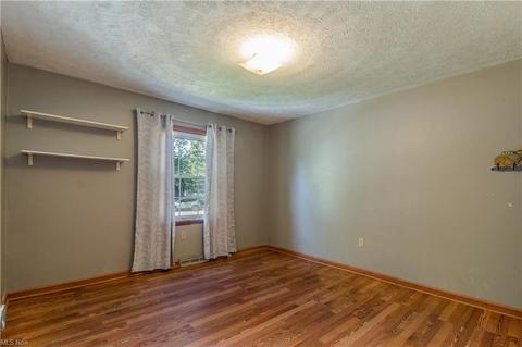 1014 Westshore Dr, Ashtabula, OH 44004 photo 8