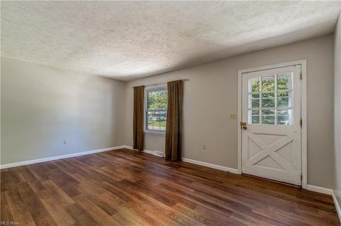 1014 Westshore Dr, Ashtabula, OH 44004 photo 7