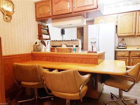 9578 Crestview Dr, Windham, OH 44288 photo 5