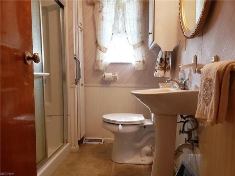 9578 Crestview Dr, Windham, OH 44288 photo 14