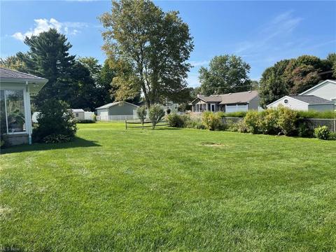 6240 Apache Ln, Poland, OH 44514 photo 4