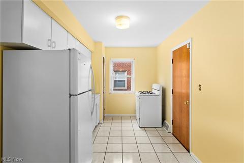 6211 Ridge Rd, Parma, OH 44129 photo 17