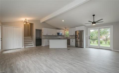 6000 Sequoia Dr, Parma, OH 44134 photo 5