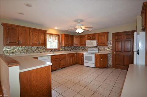 536 Danser Ln, Friendly, WV 26146 photo 8