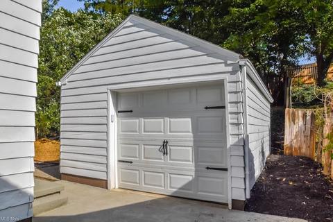 1221 Gorge Blvd, Akron, OH 44310 photo 19