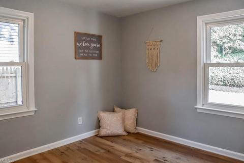 1221 Gorge Blvd, Akron, OH 44310 photo 12